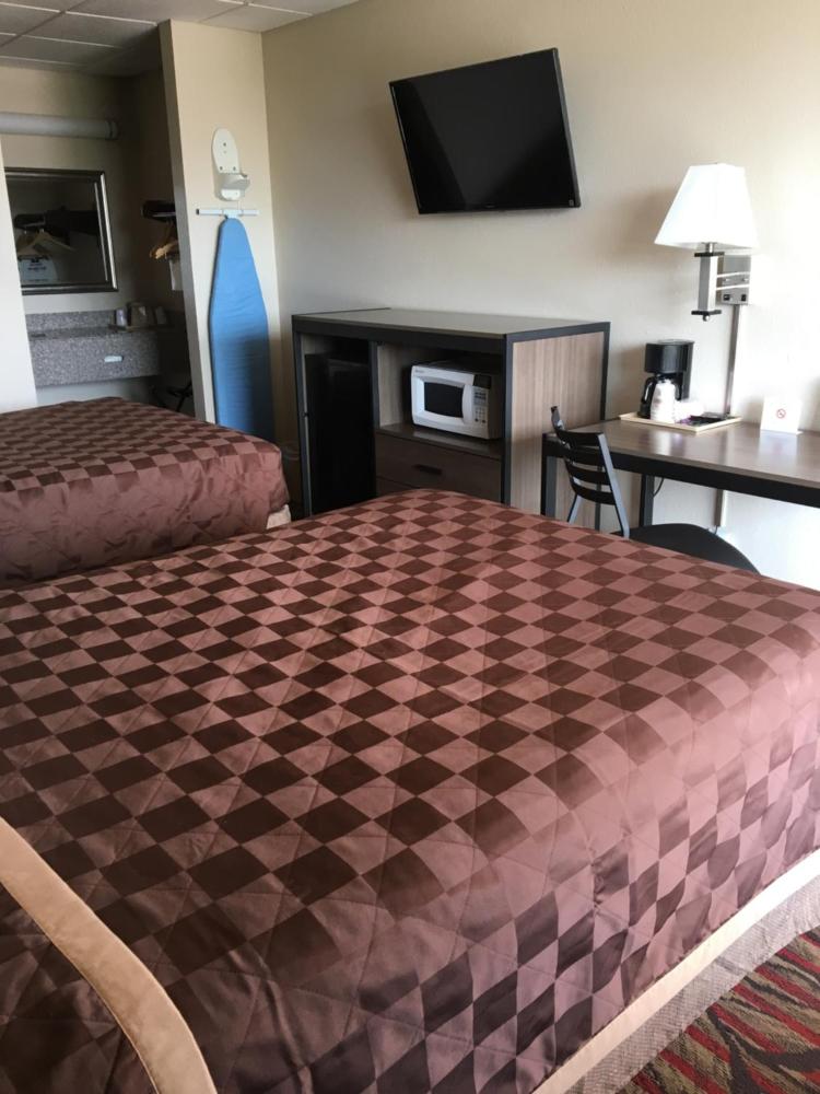 Double Room with Two Double Beds interior